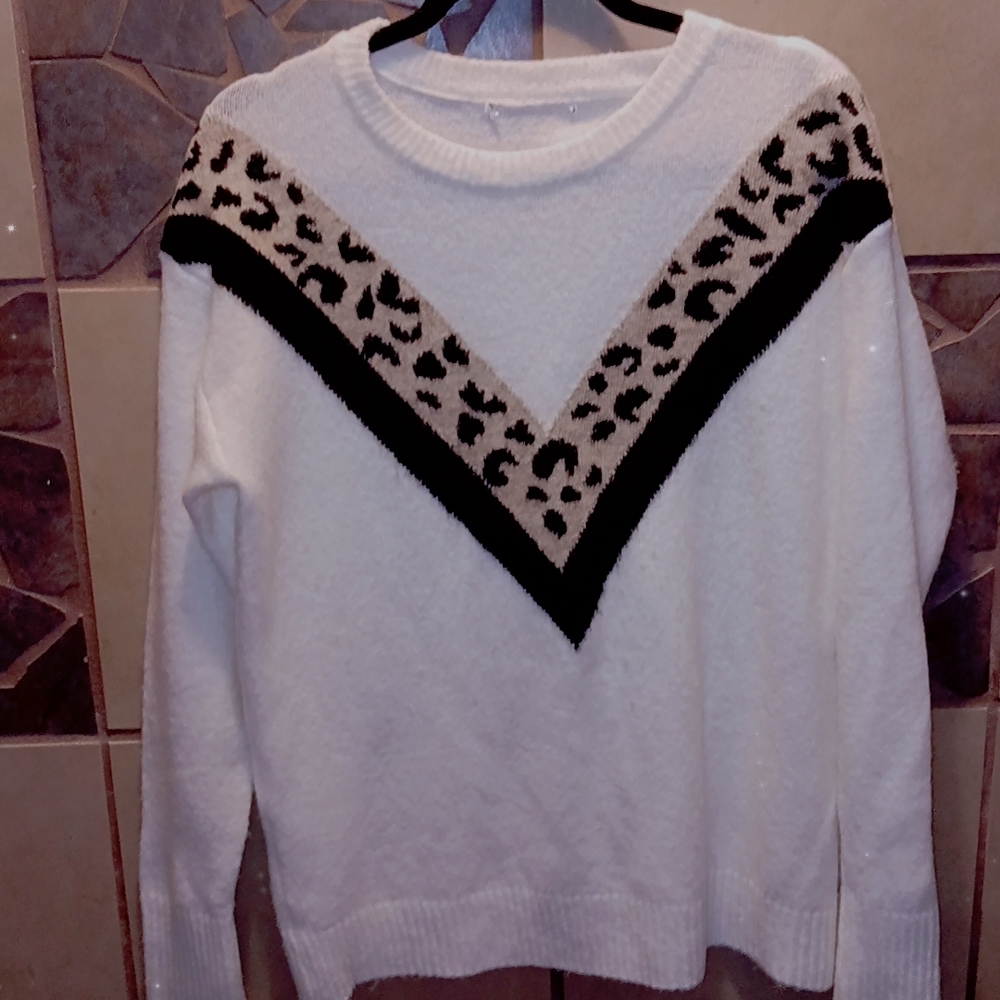Women's White Sweater with Black and Leopard Accents